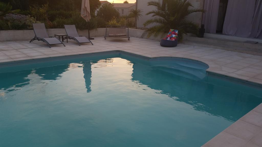 Le Clos Des Oiseaux Saintes Dış mekan fotoğraf